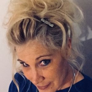 Meet your Posher, Rita